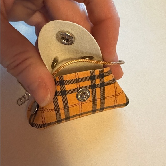 Labubu Plaid Purse Handbag - Picture 4 of 5